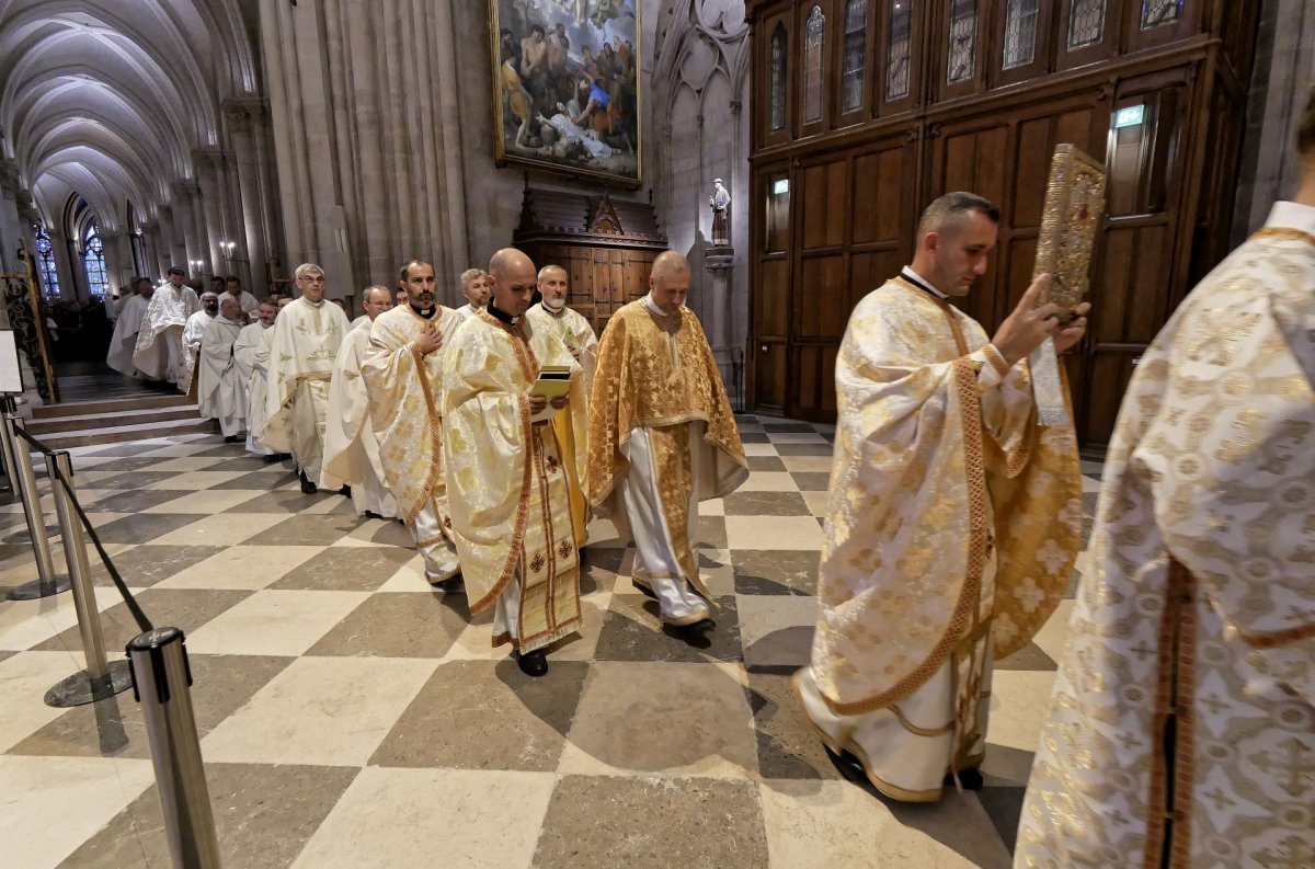 Divine Liturgie pour le bienheureux Cardinal Iuliu Hossu. © Yannick Boschat / Diocèse de Paris.