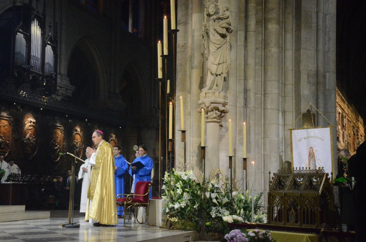 Neuvaine de sainte Geneviève. © Michel Pourny / Diocèse de Paris.