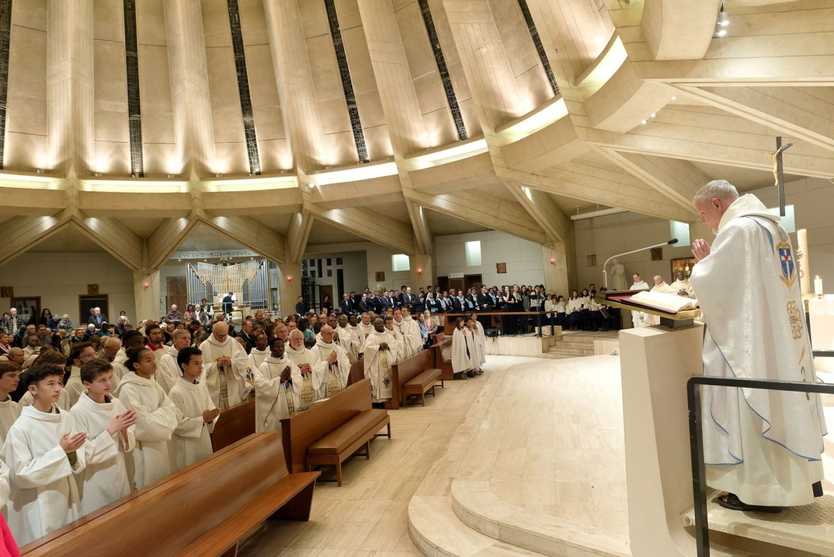 Clôture du Jubilé du 150e anniversaire de la mort du vénérable Jean-Léon Le (…). © Trung Hieu Do / Diocèse de Paris.
