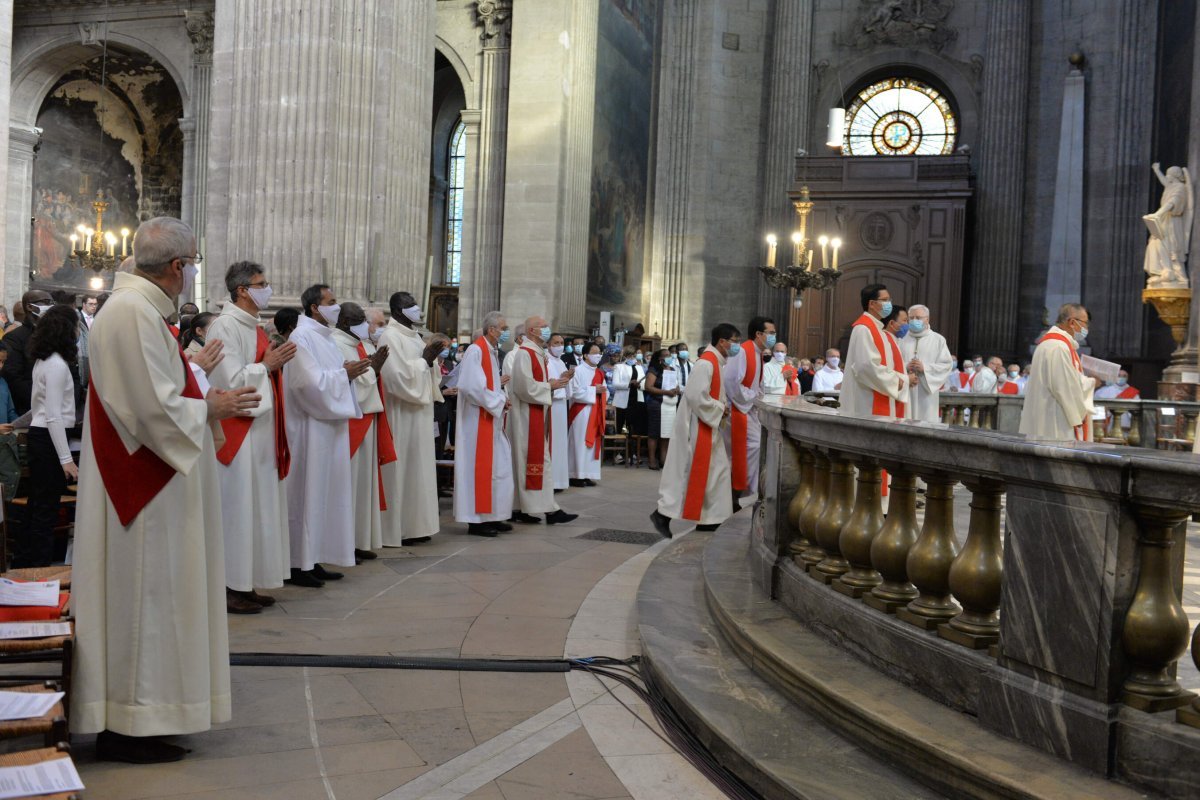 Ordinations de diacres permanents 2020. © Marie-Christine Bertin / Diocèse de Paris.