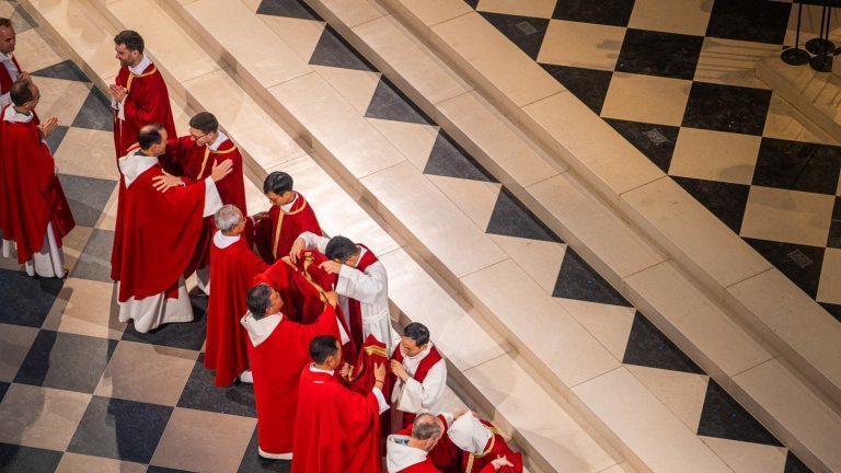 Ordinations sacerdotales : « Pour que l’oeuvre du Salut soit annoncée »