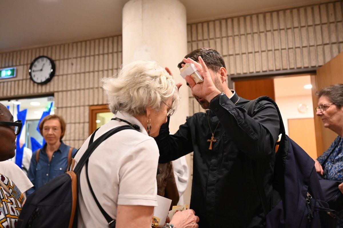 Messe des nouveaux prêtres à la Maison Marie-Thérèse. © Marie-Christine Bertin / Diocèse de Paris.