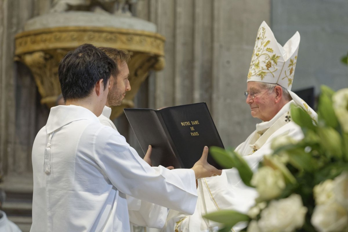 Ordinations des diacres permanents 2023. © Yannick Boschat / Diocèse de Paris.