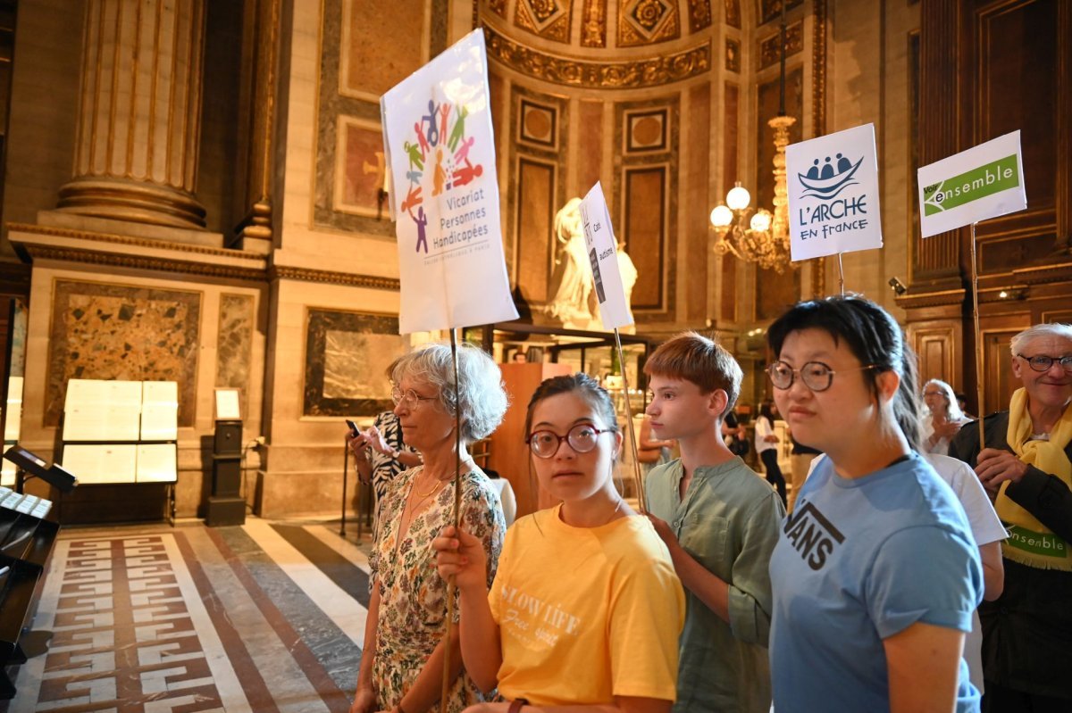 Messe d'ouverture de la Route extra-ordinaire, à l'occasion des (…). © Marie-Christine Bertin / Diocèse de Paris.