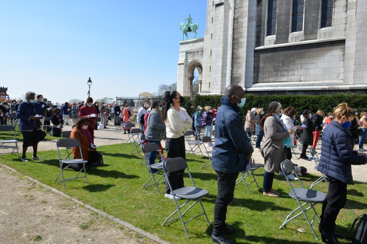 Chemin de croix au Sacré-Cœur de Montmartre 2021. © Marie-Christine Bertin / Diocèse de Paris.