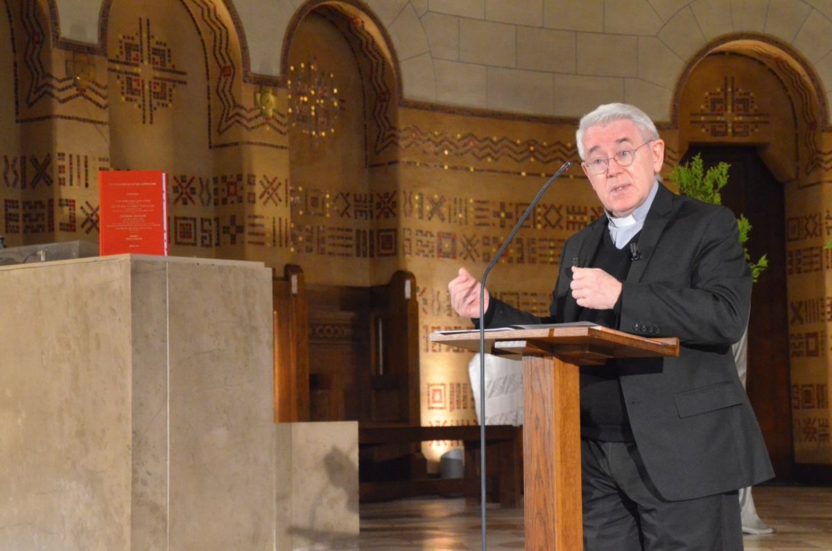 Conférence “Les martyrs de la Rue Haxo”. © Michel Pourny / Diocèse de Paris.