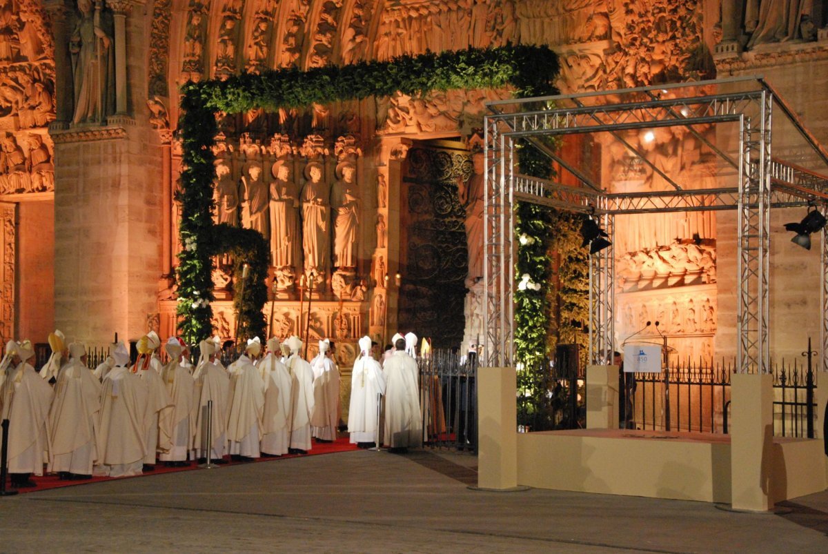 Les portes du jubilé se sont ouvertes. © Pierre-Louis Lensel.