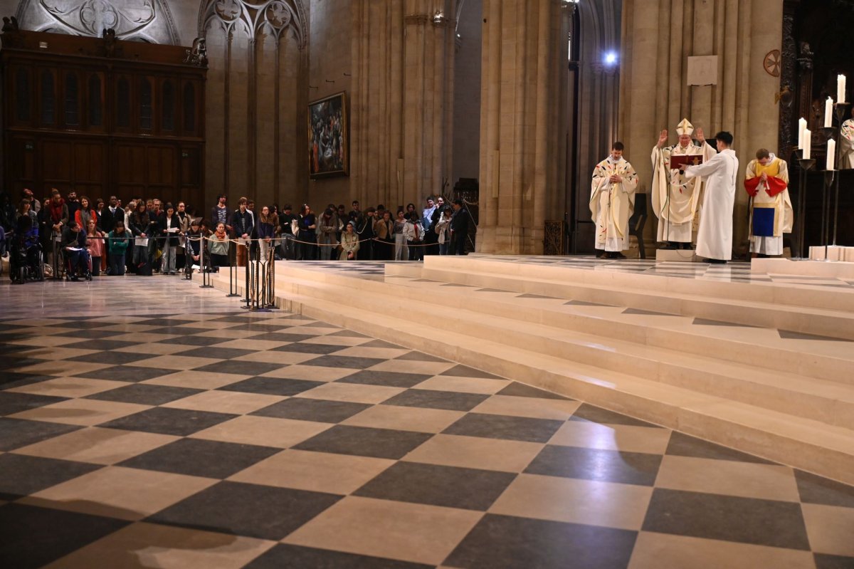 Messe des Jeunes à Notre-Dame de Paris. © Marie-Christine Bertin / Diocèse de Paris.