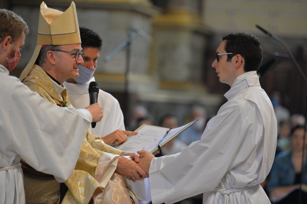 Ordinations diaconales en vue du sacerdoce 2020 à Saint-Germain des Prés (6e). © Marie-Christine Bertin / Diocèse de Paris.