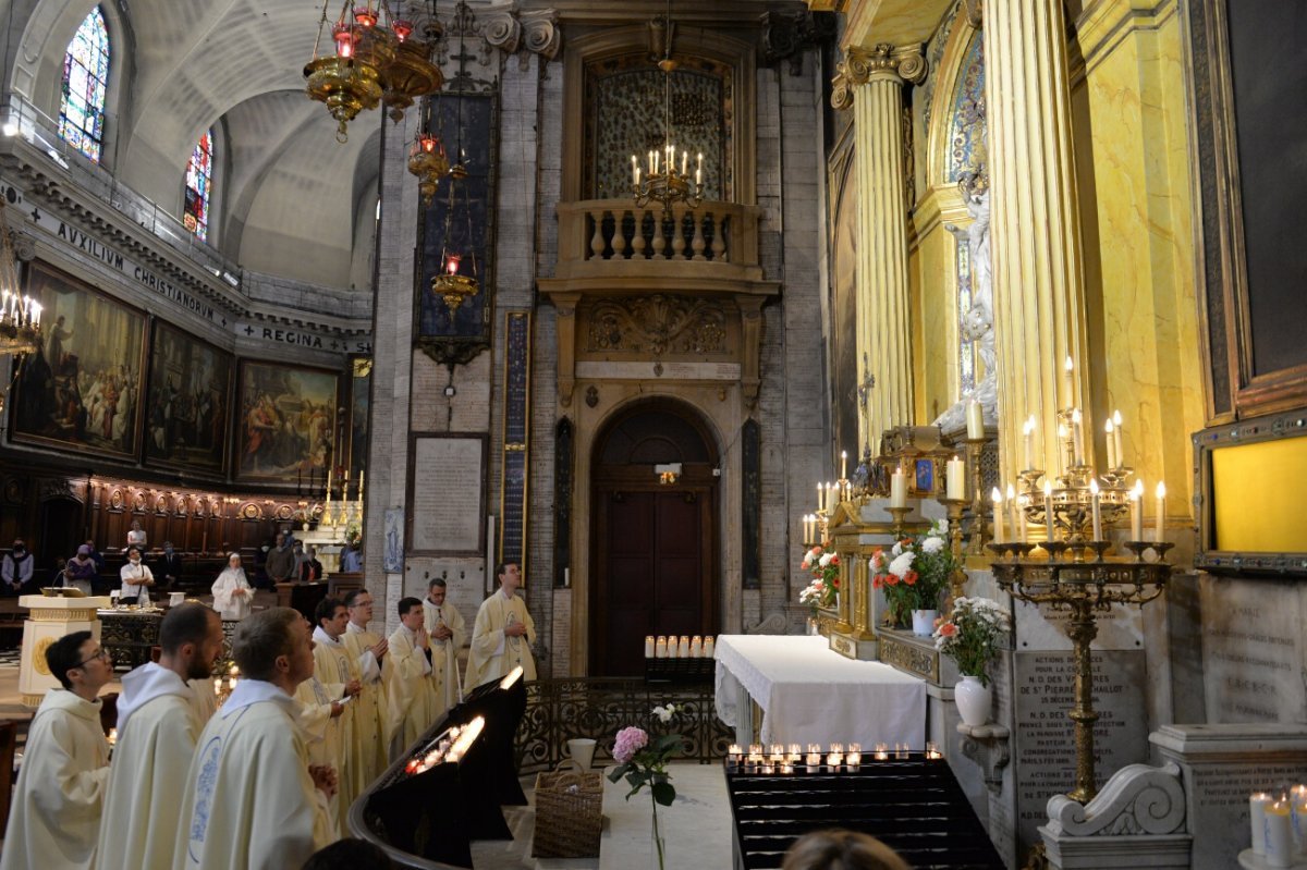 Messe des nouveaux prêtres à Notre-Dame des Victoires. © Marie-Christine Bertin / Diocèse de Paris.