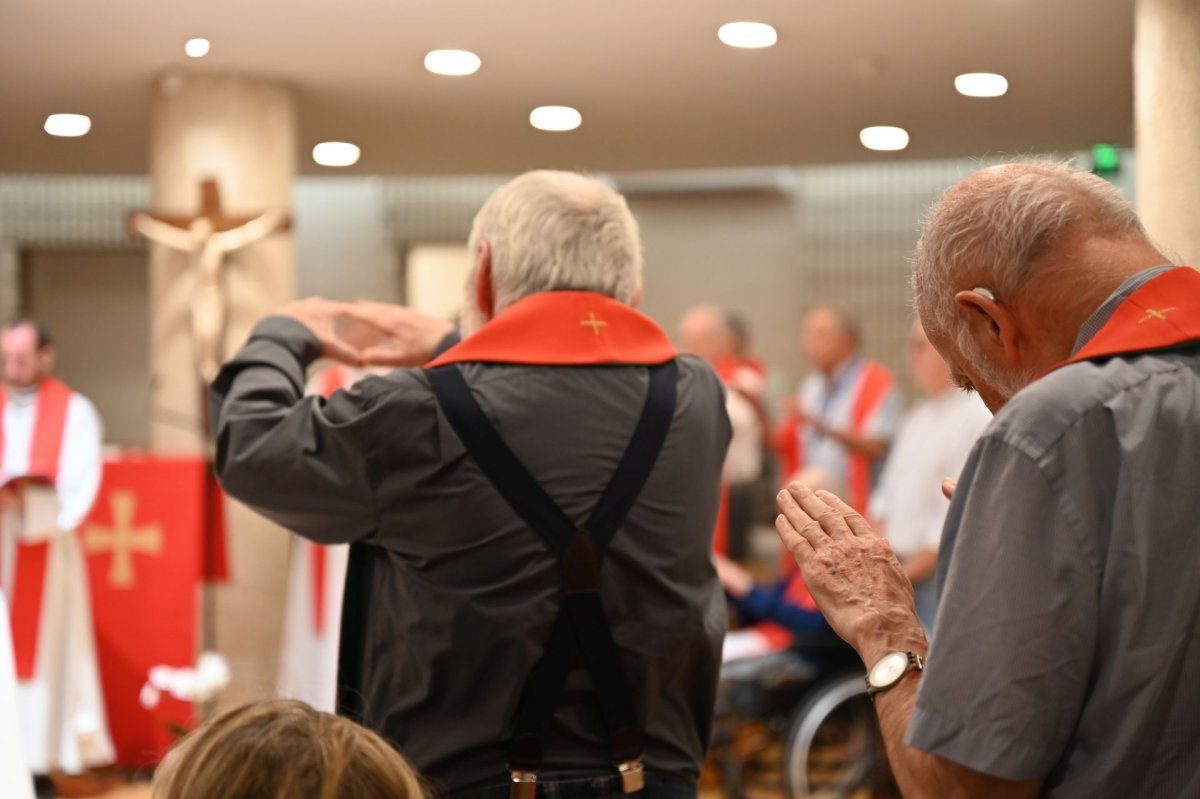 Messe des nouveaux prêtres à la Maison Marie-Thérèse. © Marie-Christine Bertin / Diocèse de Paris.