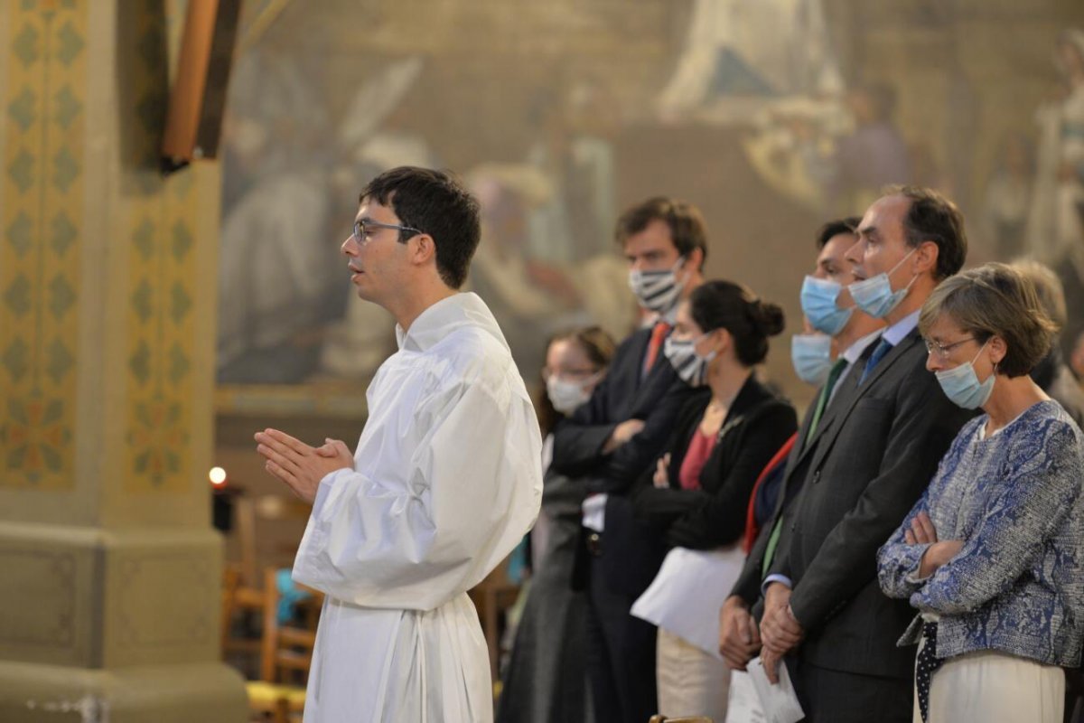 Ordinations diaconales en vue du sacerdoce 2020 à Saint-Jean de Montmartre (18e). © Marie-Christine Bertin / Diocèse de Paris.