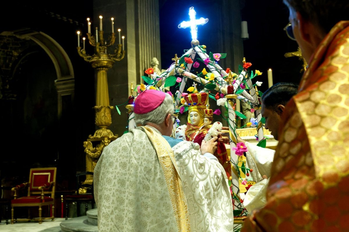 Veillée de prière à Notre Dame de la Santé à Saint-Sulpice. © Trung Hieu Do / Diocèse de Paris.