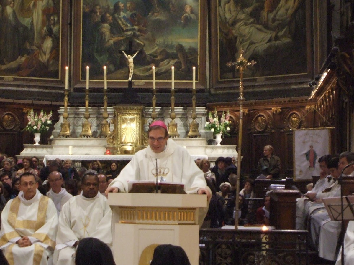 Dans une belle et longue homélie, Mgr Jérôme Beau est revenu avec (…). © Notre-Dame des Victoires 