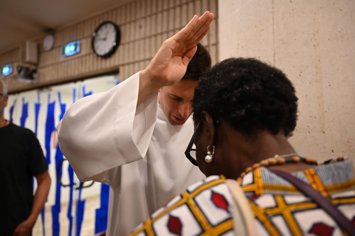 Messe des nouveaux prêtres à la Maison Marie-Thérèse. © Marie-Christine Bertin / Diocèse de Paris.
