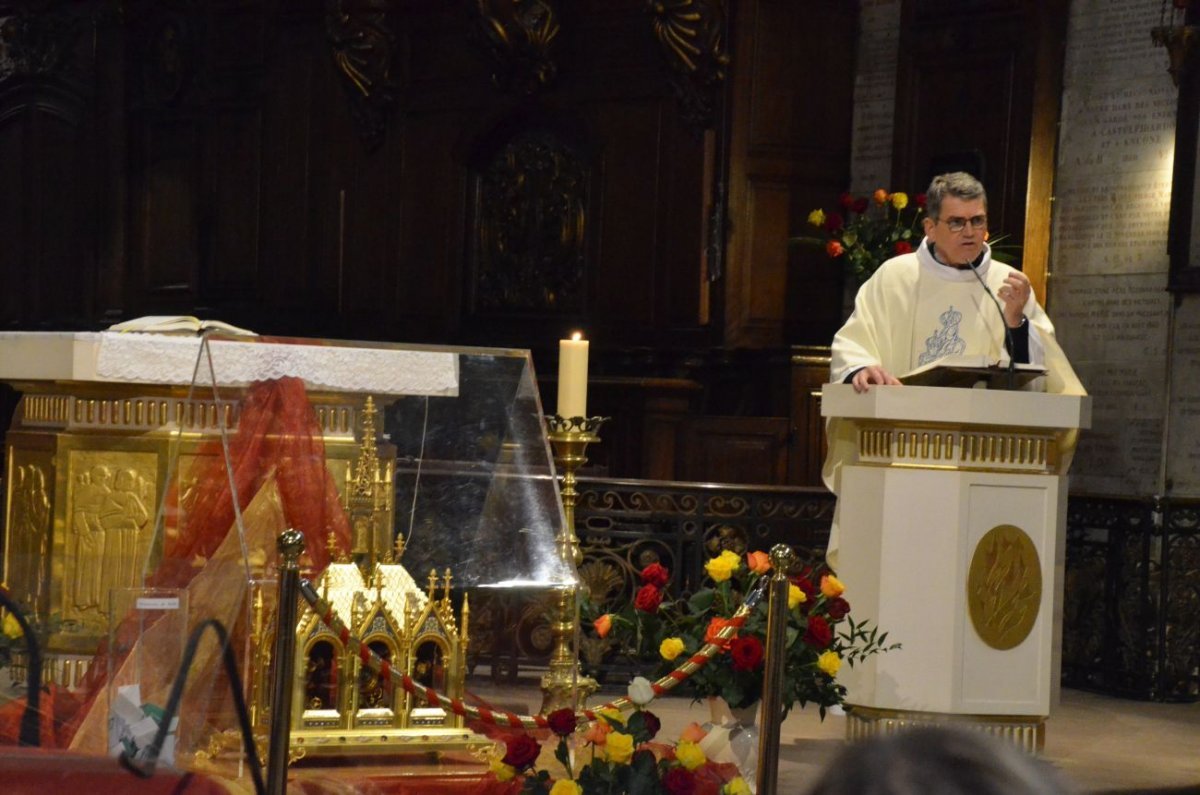 Anniversaire de la sauvegarde de la statue de Notre-Dame des Victoires lors (…). © Michel Pourny.