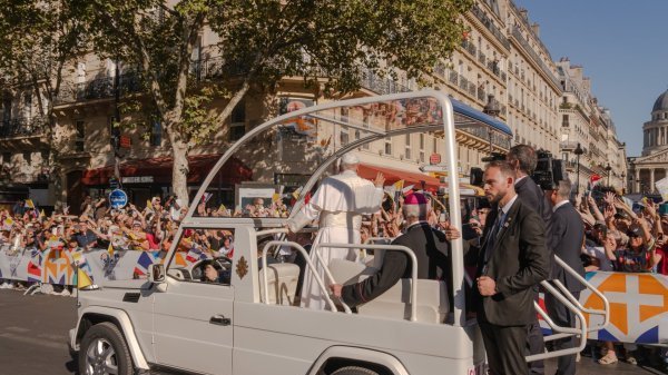 Trajet en papamobile du pape Léon XIV