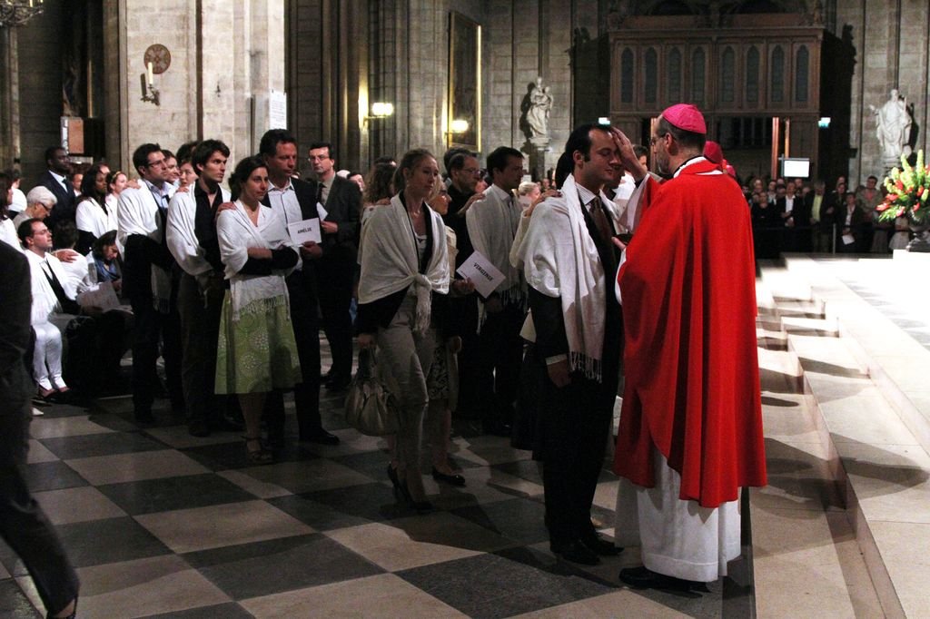 Confirmations d'adultes à Notre-Dame de Paris. Photo Yannick Boschat 