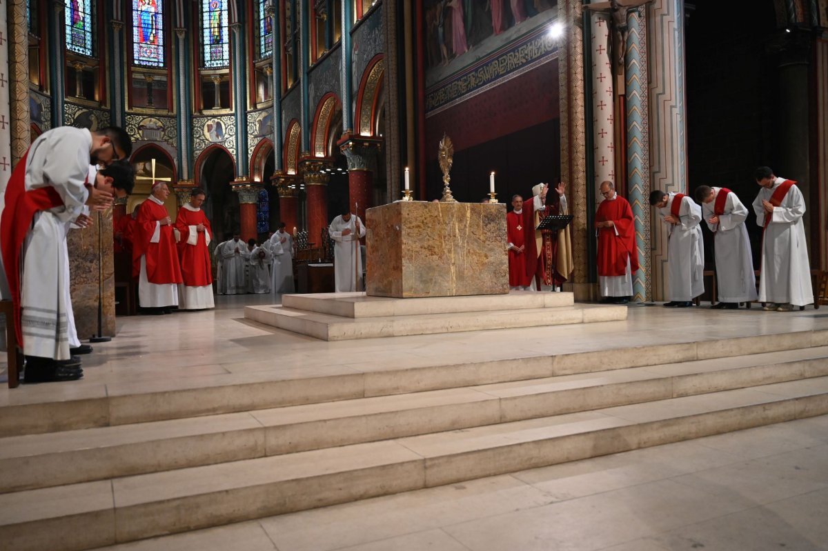 Messe et veillée de prière pour les vocations 2024. © Marie-Christine Bertin / Diocèse de Paris.