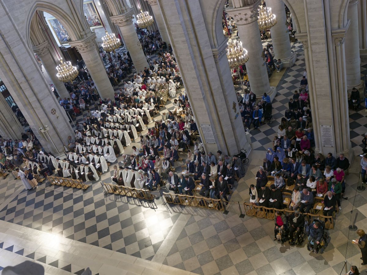 Messe d'action de grâce pour la canonisation des 16 carmélites de Compiègne. © Yannick Boschat / Diocèse de Paris.