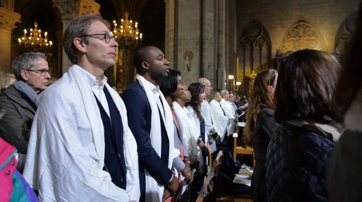 Confirmation d'adultes de novembre 2018. © Marie-Christine Bertin.