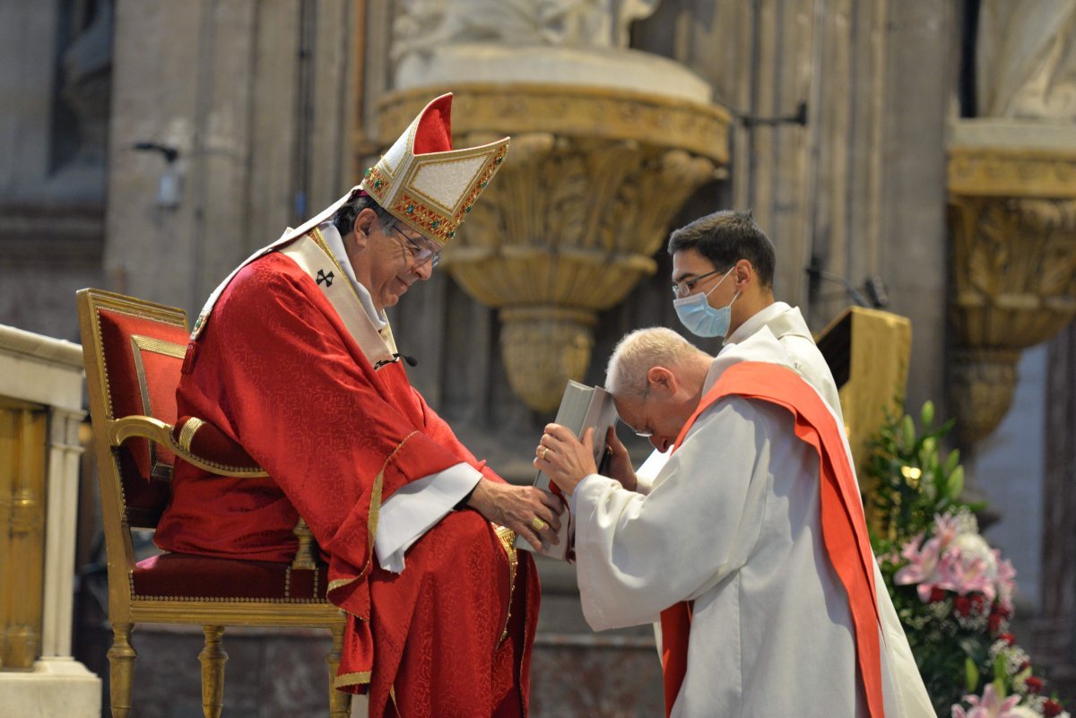 Ordinations de diacres permanents 2020. © Marie-Christine Bertin / Diocèse de Paris.