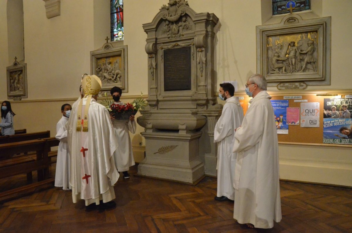 Messe à la mémoire de Mgr Surat. © Michel Pourny / Diocèse de Paris.