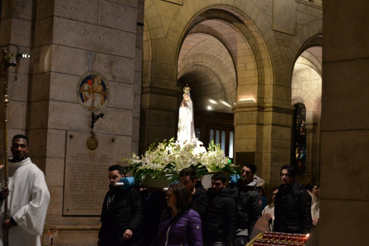 Procession Mariale, messe au Sacré-Coeur de Montmartre. © Marie-Christine Bertin / Diocèse de Paris.