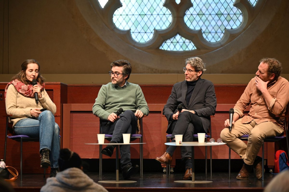 Ateliers au Collège des Bernardins. © Marie-Christine Bertin / Diocèse de Paris.