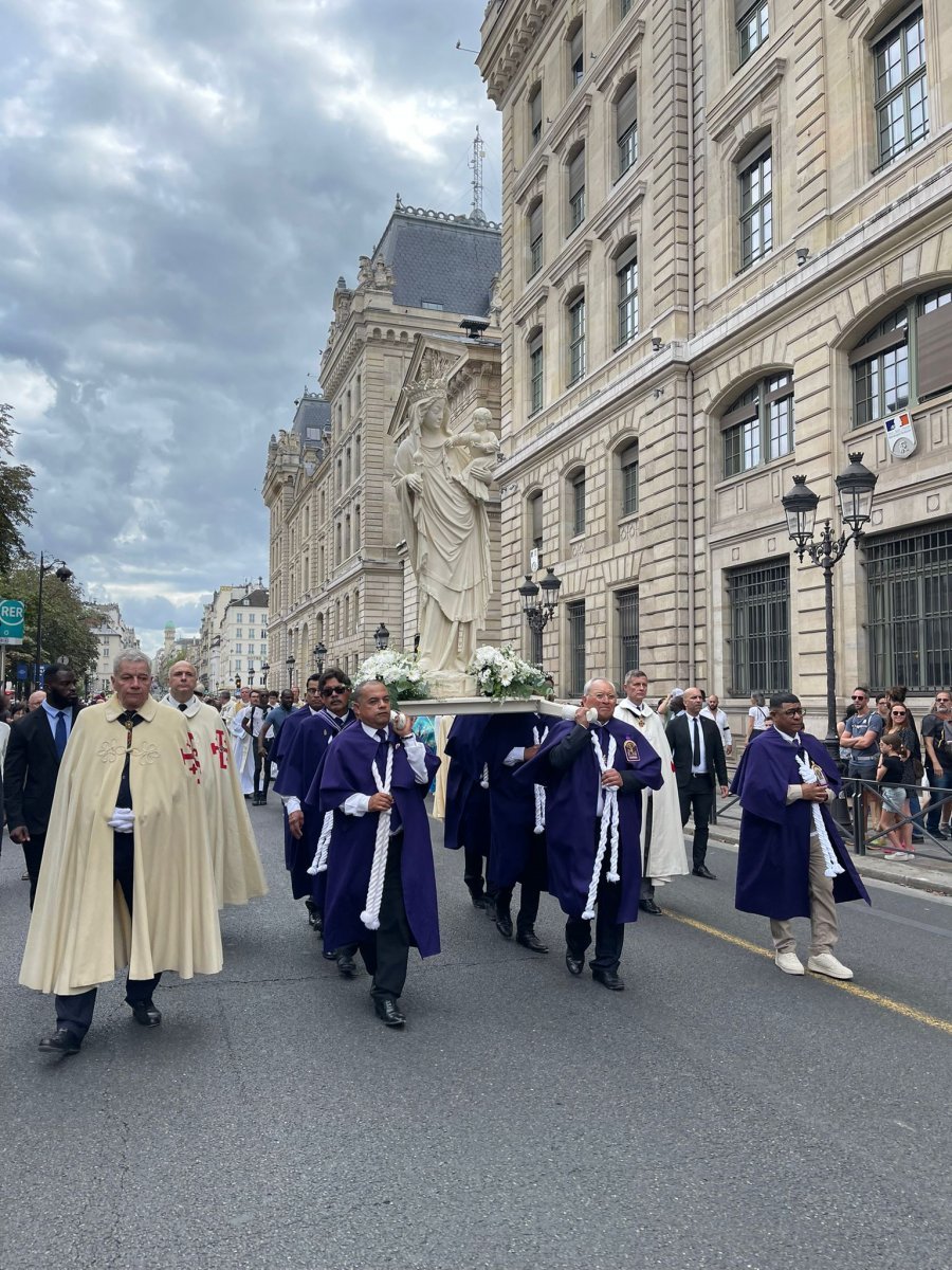 Procession de la Fête de l'Assomption 2023. © Aurélien Pasquet / Cathédrale Notre-Dame de Paris.