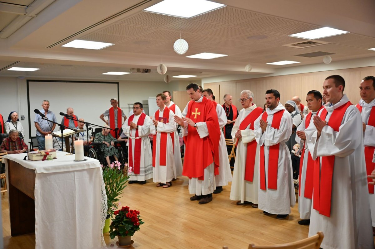 Messe des nouveaux prêtres à la Maison Marie-Thérèse 2025. © Marie-Christine Bertin / Diocèse de Paris.