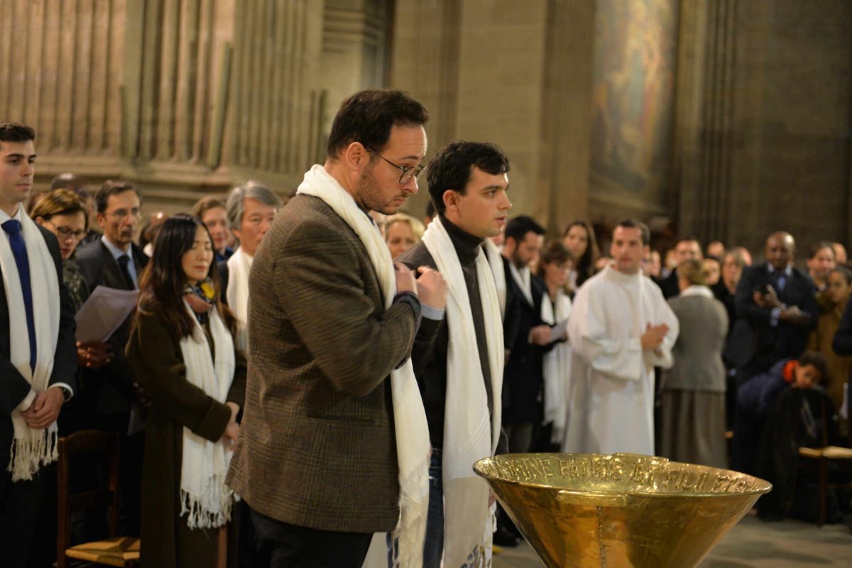 Confirmations d'adultes 2019. © Marie Christine Bertin / Diocèse de Paris.