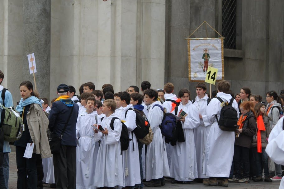 03.. Tous droits réservés 