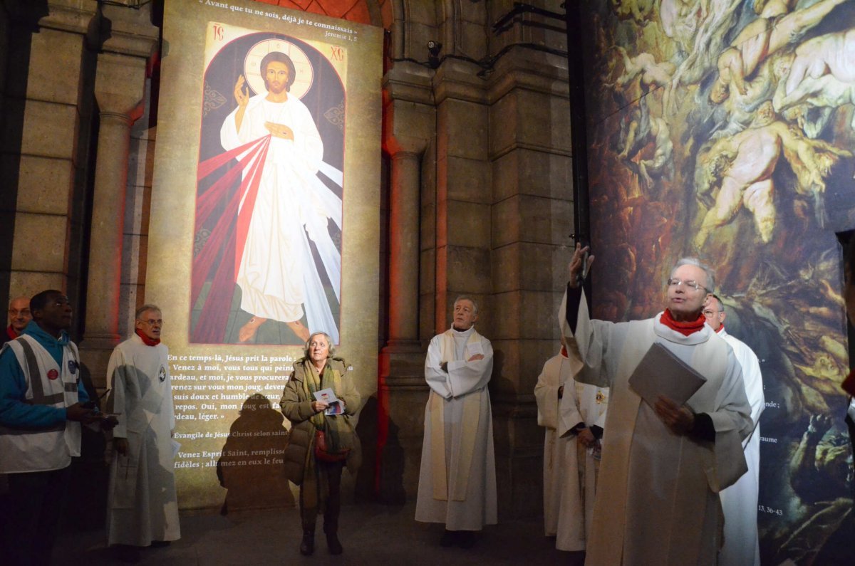 Montée des marches du Sacré-Cœur à l'occasion de la Journée Mondiale (…). © Michel Pourny / Diocèse de Paris.