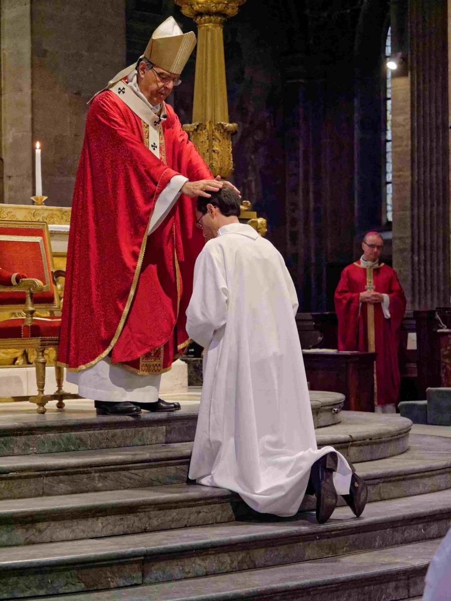 Ordinations de diacres permanents 2019. © Yannick Boschat / Diocèse de Paris.