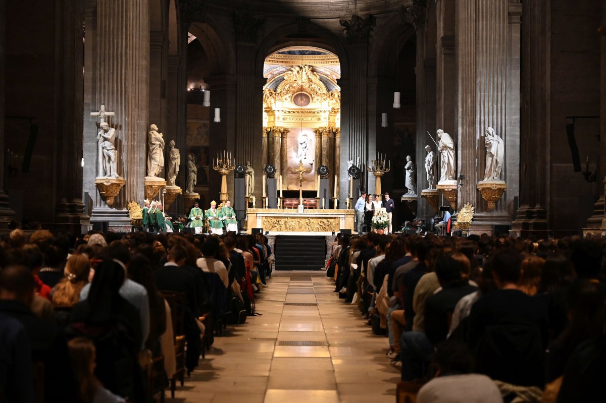 Messe des étudiants d'Île-de-France 2024. © Marie-Christine Bertin / Diocèse de Paris.