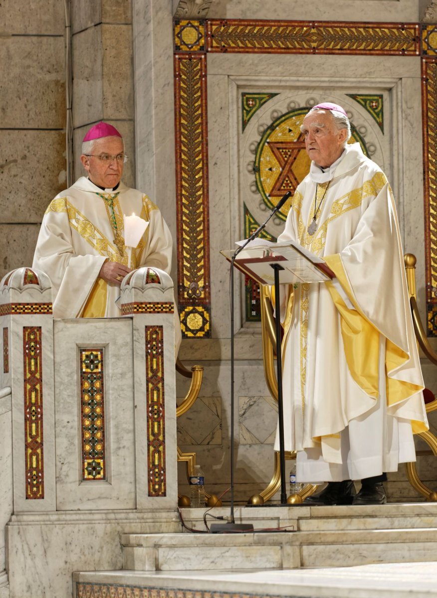 Messe pour la paix en union avec le pape François. © Yannick Boschat / Diocèse de Paris.