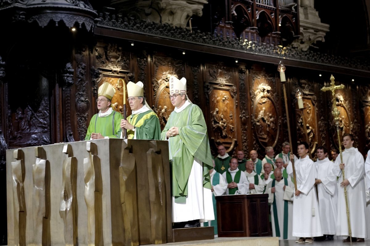 Messe d'action de grâce pour les ministères de Mgr Jérôme Beau et de (…). © Trung Hieu Do / Diocèse de Paris.