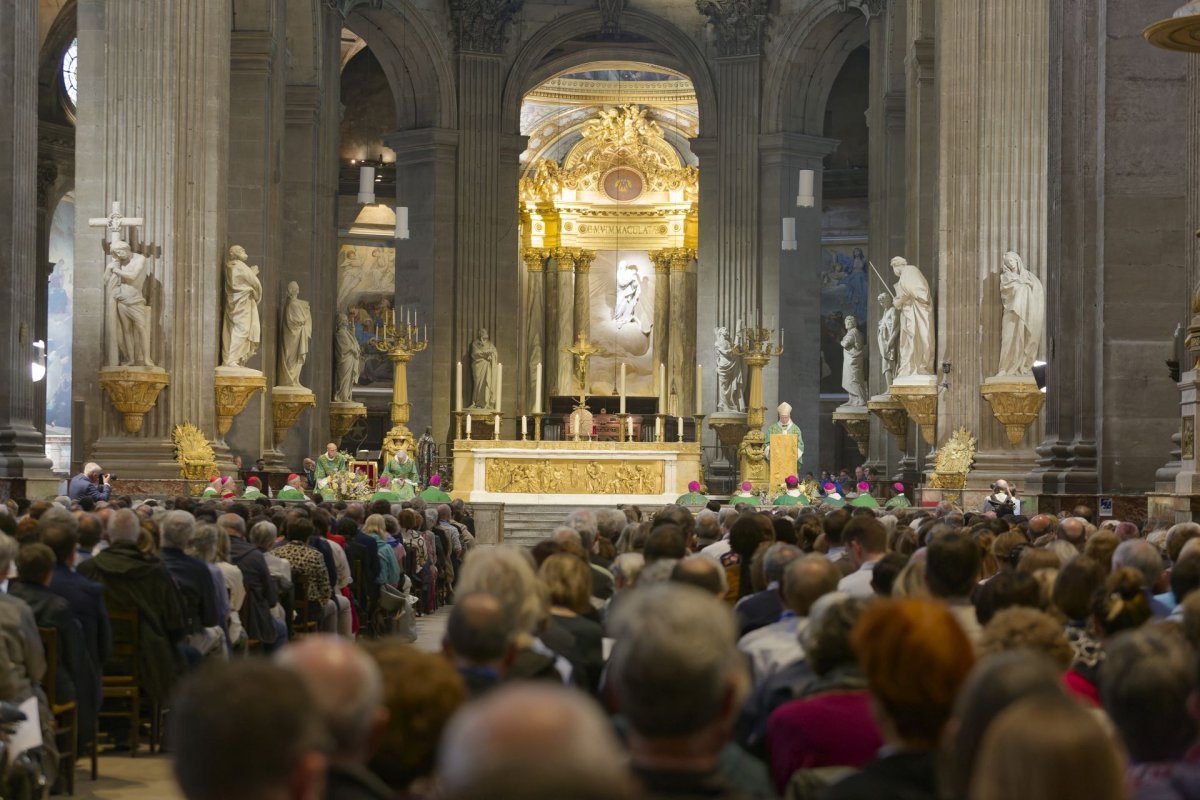 Messe pour la paix. © Yannick Boschat / Diocèse de Paris.