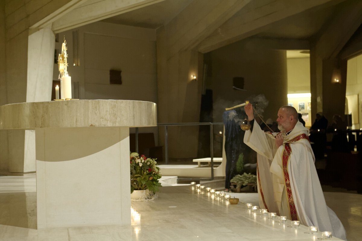 Soirée sainte Geneviève à Notre-Dame de La Salette (15e). © Trung Hieu Do / Diocèse de Paris.