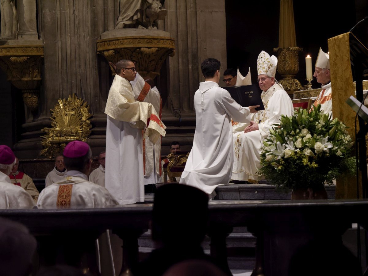 Ordination épiscopale de Mgr Emmanuel Tois. © Yannick Boschat / Diocèse de Paris.