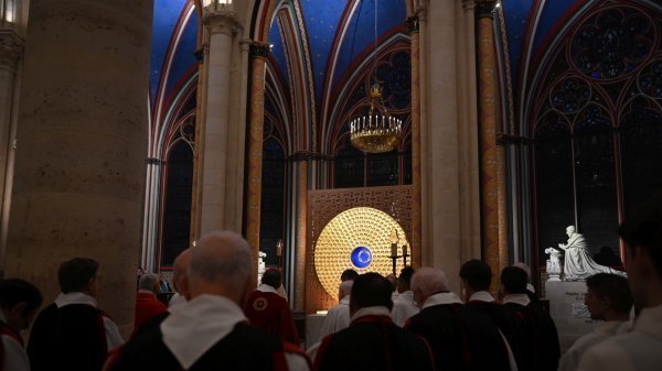 Retour de la Couronne d'épines à Notre-Dame de Paris