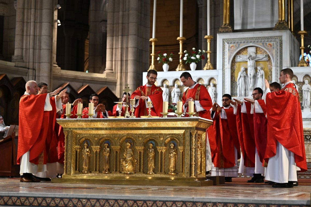 Messe des nouveaux prêtres au Sacré-Cœur de Montmartre 2024. © Marie-Christine Bertin / Diocèse de Paris.