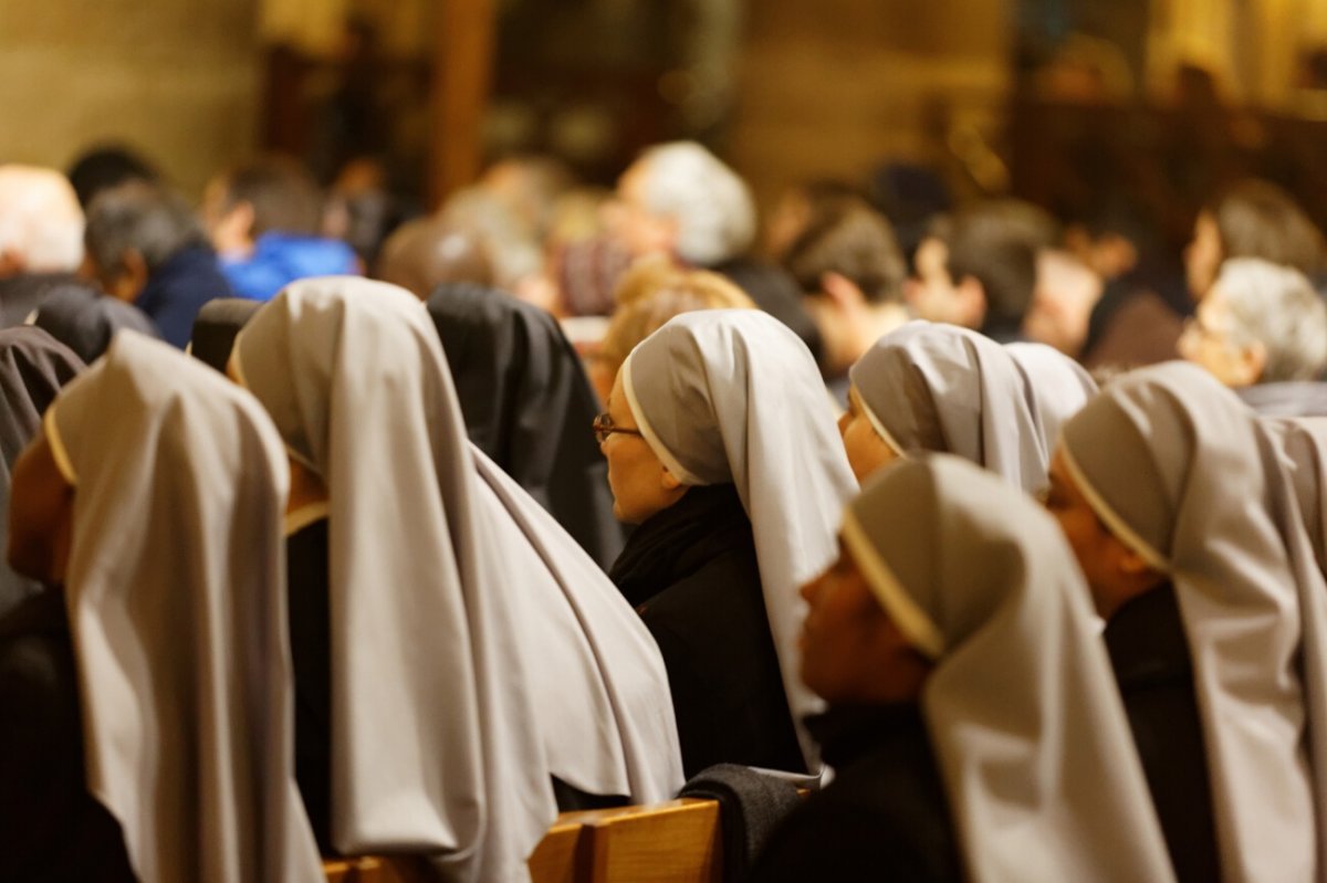 De nombreux religieux et religieuses étaient présents. © Yannick Boschat / Diocèse de Paris.