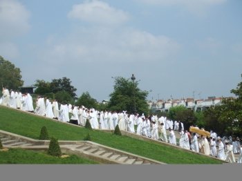 Fête du Saint-Sacrement. Rassemblement diocésain des clercs à Montmartre - Dimanche 10 juin 