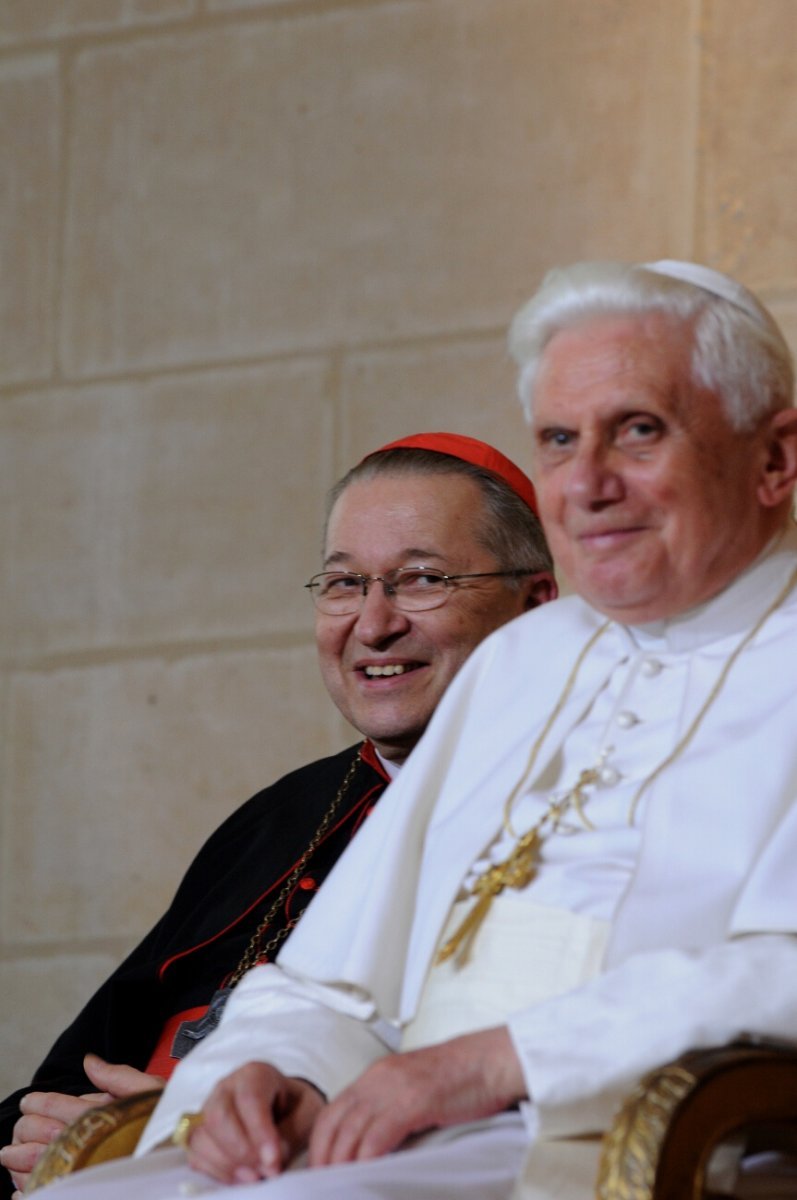 12 septembre 2008, voyage du pape Benoît XVI en France. © Jean-Michel Turpin.