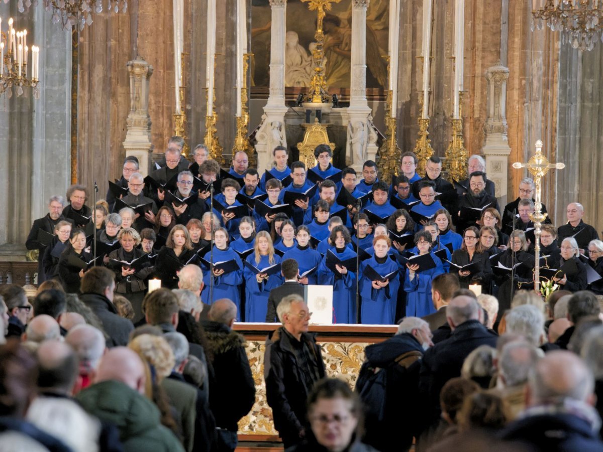 Messe des 800 ans et bénédiction de la façade rénovée de Saint-Eustache. © Yannick Boschat / Diocèse de Paris.